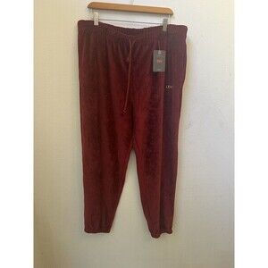 NWT LEVIS SOLID RED PANTS SIZE XL (L5)